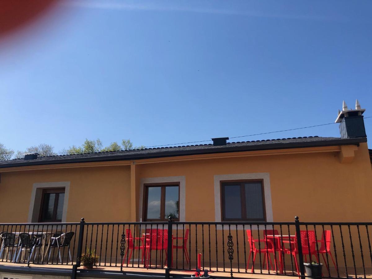 Albergue O Cruceiro Salgueiros Eksteriør billede
